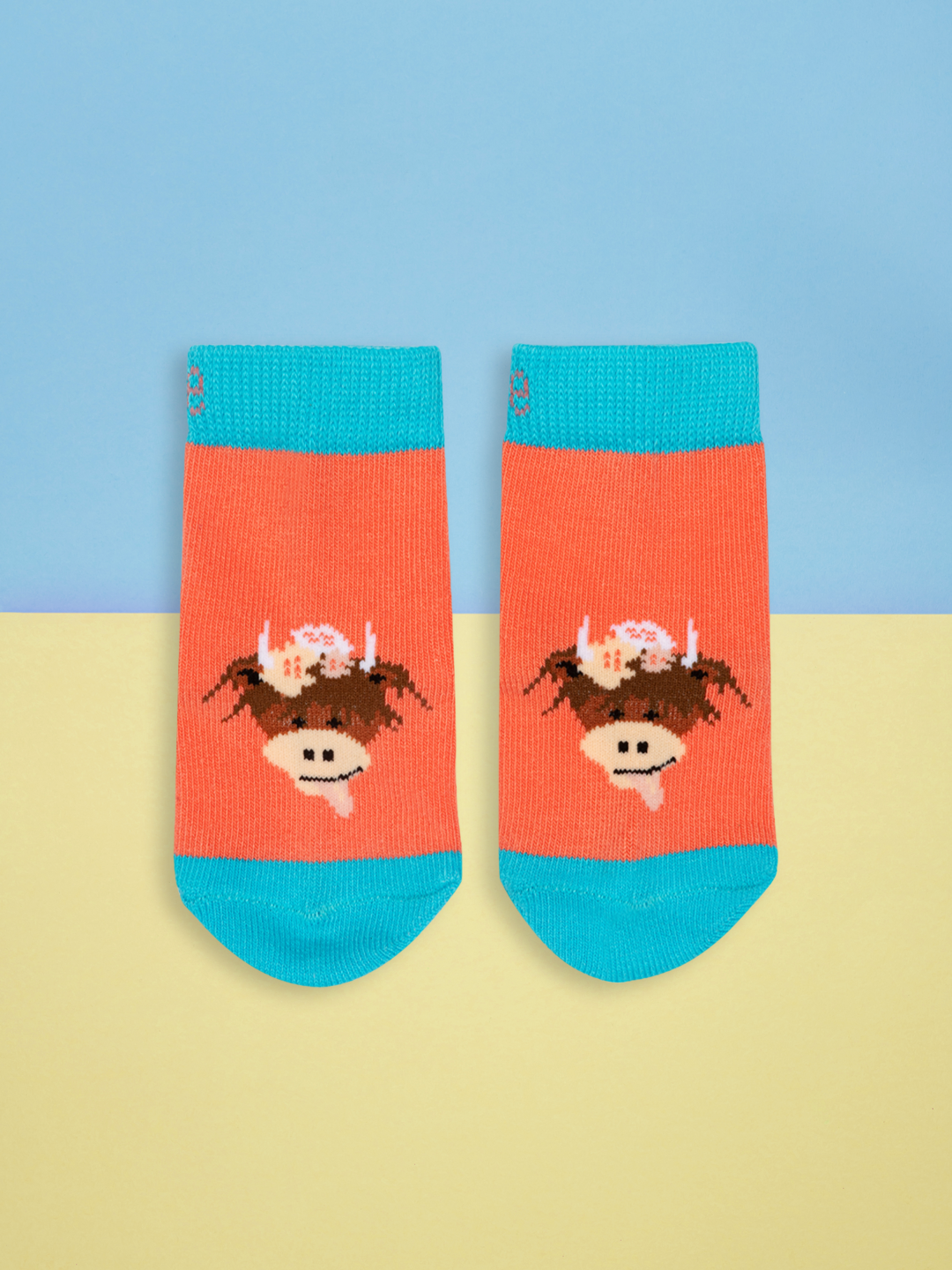 Bonnie Highland Cow Socks: 6-12 Months