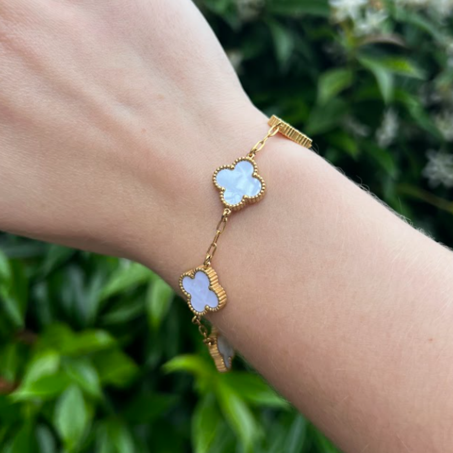 White Four Leaf Clover Double-Sided Bracelet 18K Gold Plated