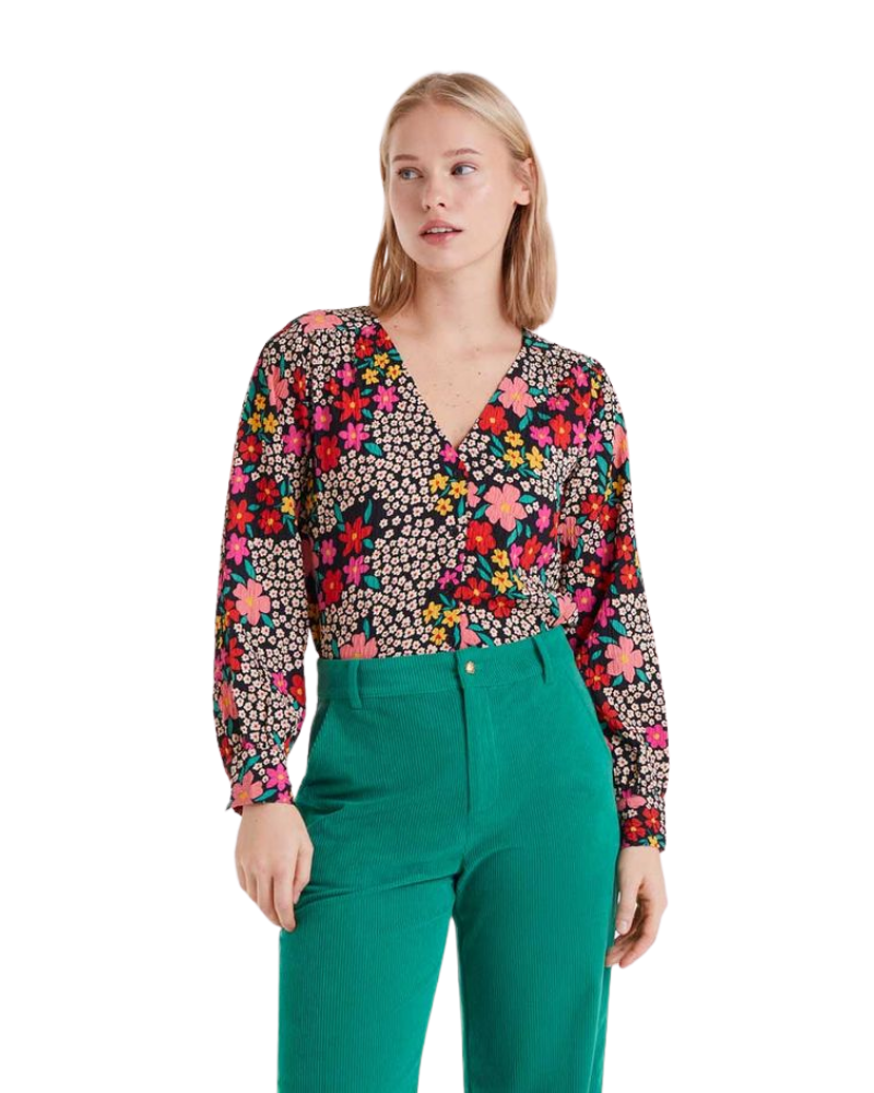 Ditsy Floral Button Down Blouse Compania Fantastica