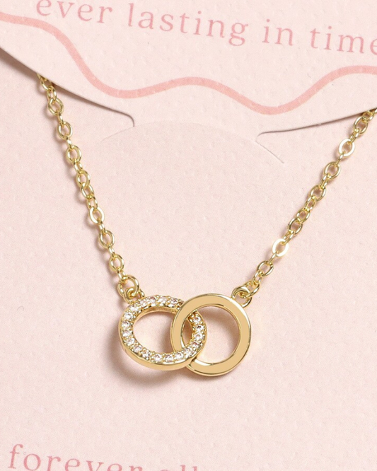 Gold Interlocking Circles Necklace