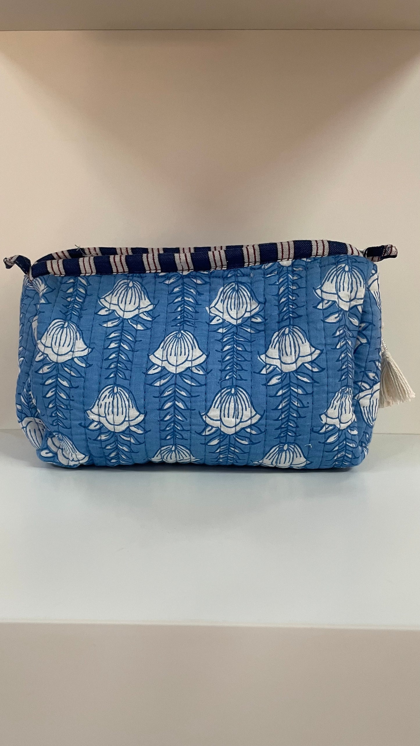 Blue Floral Quilted Wash Bag 3 Sizes