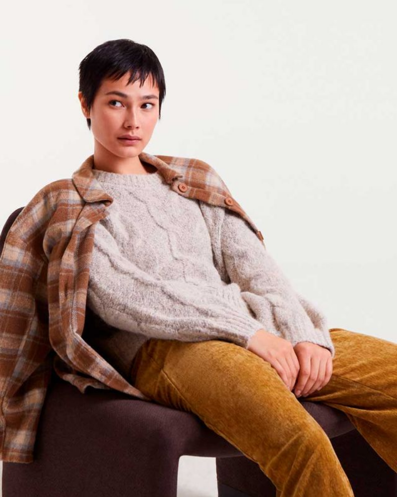 Oatmeal Cream Cable Knit Jumper Compania Fantastica
