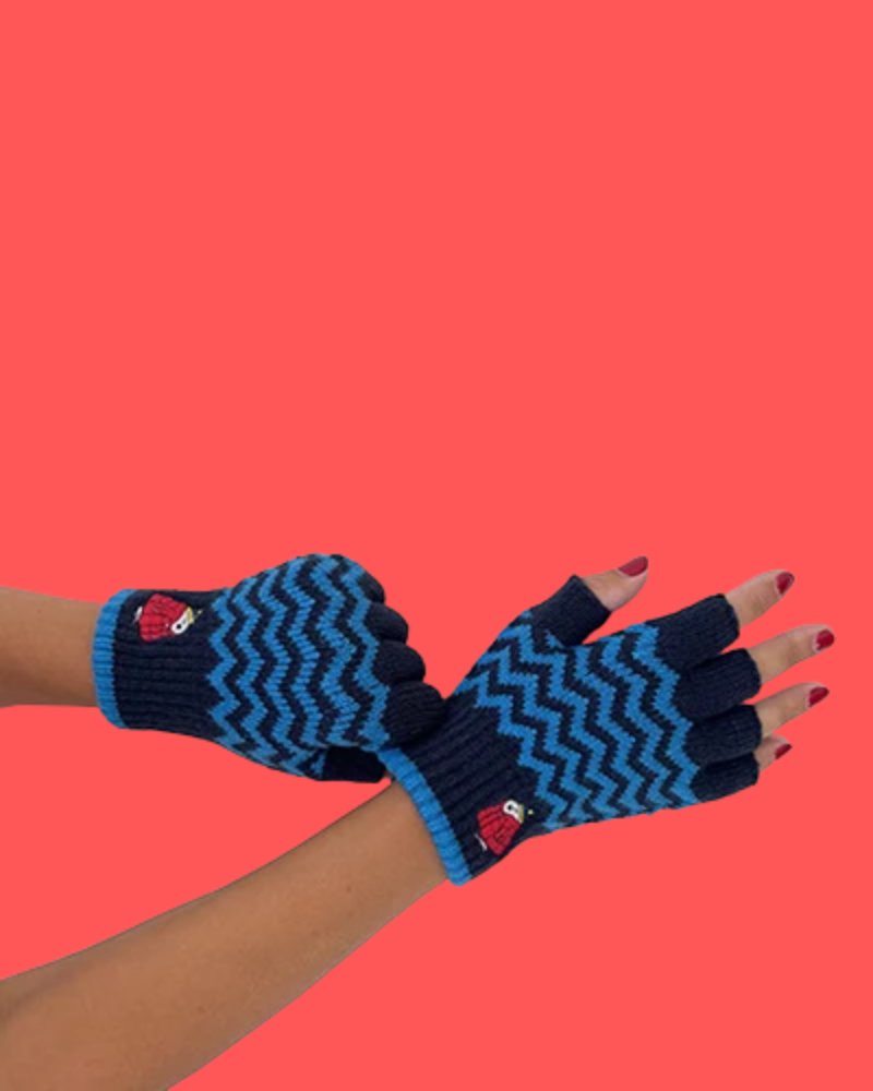 Peanuts Snoopy Puffa Coat Fingerless Gloves