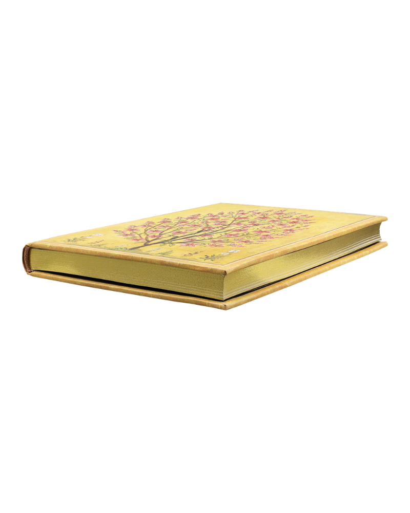 Antique Magnolia Journal