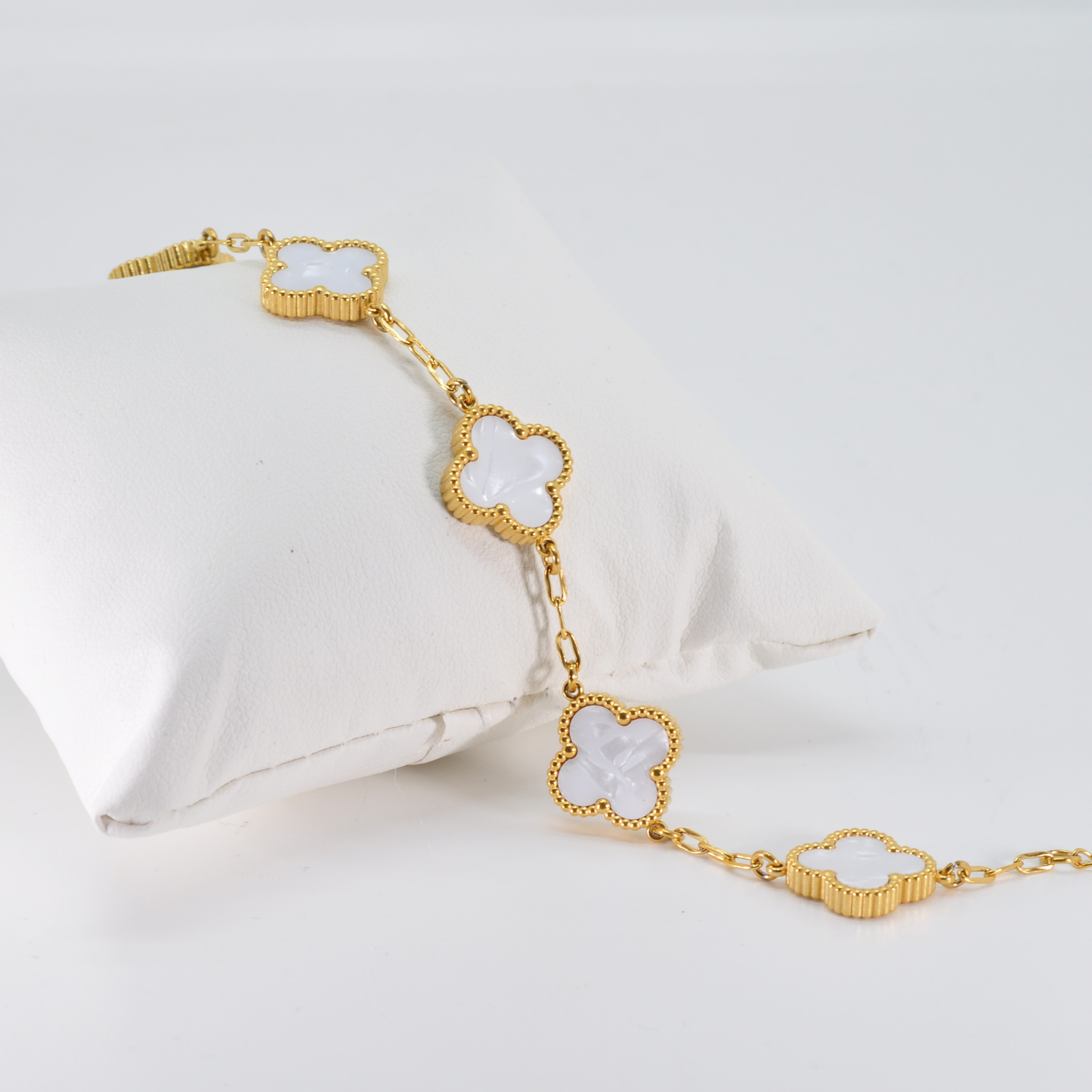 White Four Leaf Clover Double-Sided Bracelet 18K Gold Plated