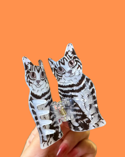 Tabby Cat Hair Claw