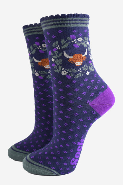 Highland Cow With Wreath Unisex Socks