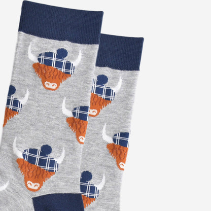 Highland Cow With Tartan Hat Unisex Socks