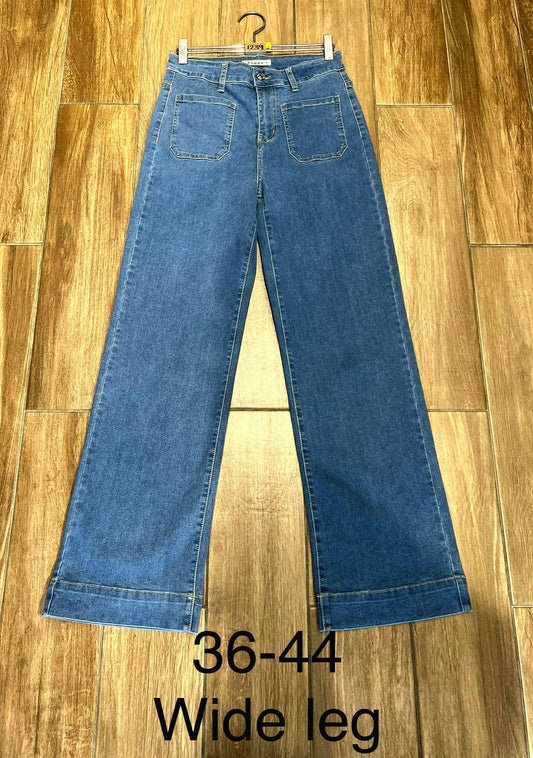 Wide Leg Front Pocket Jeans