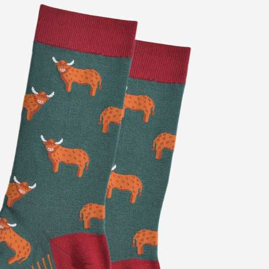 Green Highland Cow Unisex Socks
