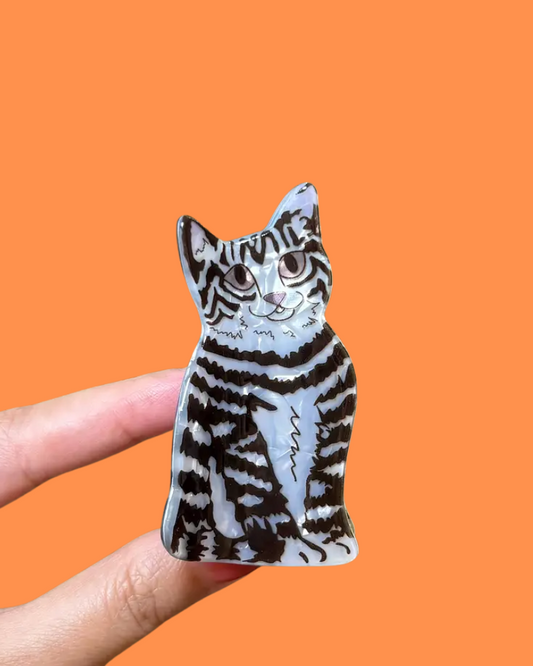 Tabby Cat Hair Claw