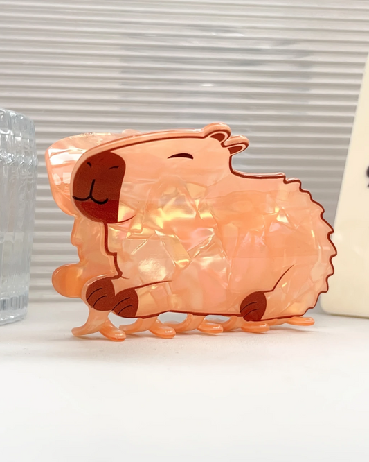 Capybara Hair Claw