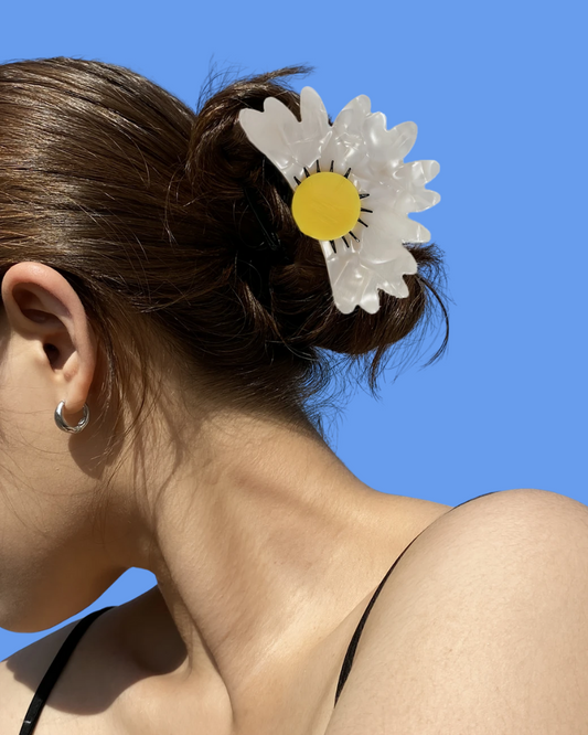 Daisy Flower Hair Claw