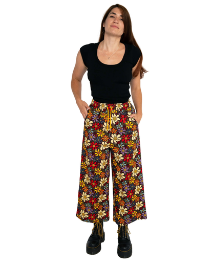 Love Bugs Unisex Cropped Trousers