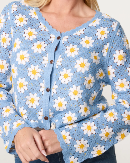Crochet Daisy Scallop Cardigan