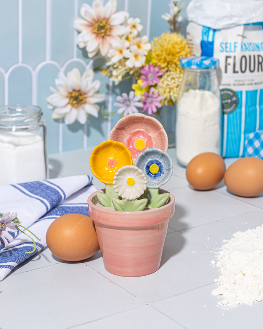Flower Measuring Spoons In Pot Set