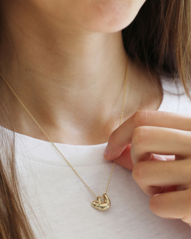 Sloth Necklace 18ct Gold