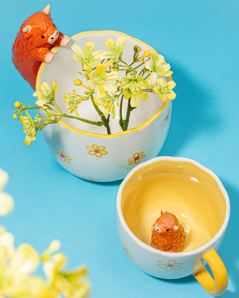 Peeking Highland Cow Planter