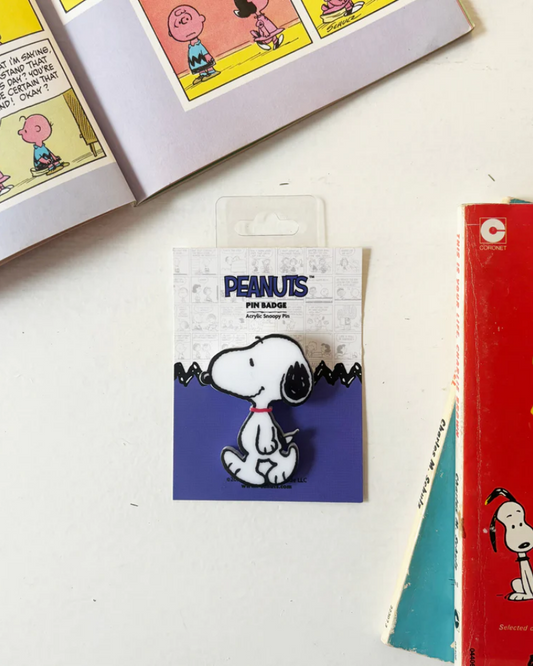 Peanuts Snoopy Pin Badge