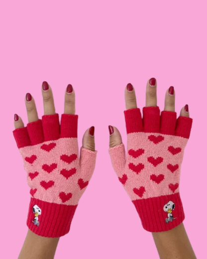 Peanuts Snoopy Love Fingerless Gloves