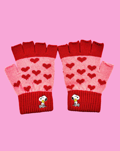 Peanuts Snoopy Love Fingerless Gloves
