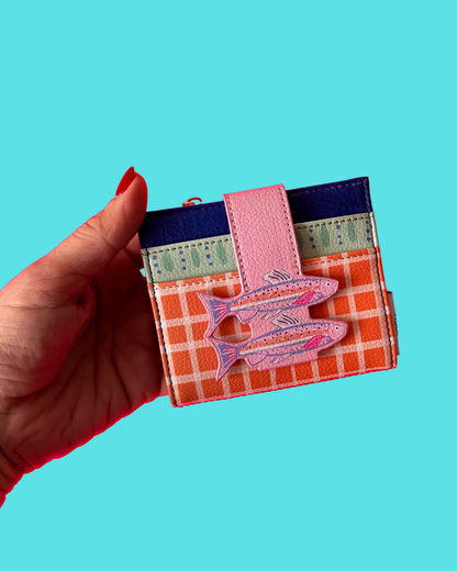 Tide Fold-Over Fish Purse