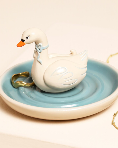 Swan Ceramic Ring Holder