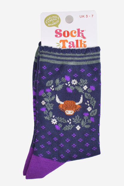 Highland Cow With Wreath Unisex Socks