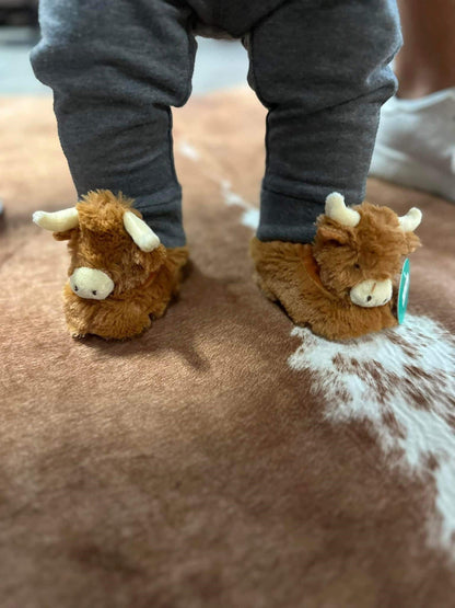Highland Cow Plush Baby Slippers