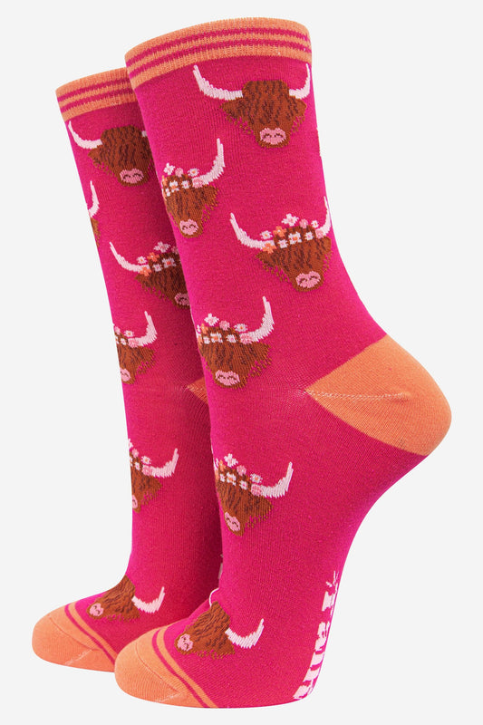 Women's Highland Cow With Floral Crown Bamboo Socks in Pink: UK 3-7 | EU 36-40