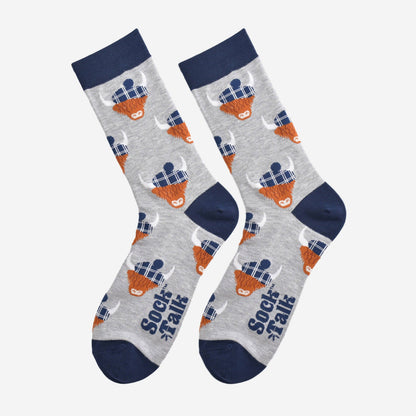Highland Cow With Tartan Hat Unisex Socks
