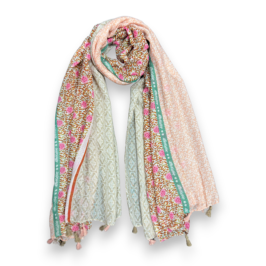 Biege Floral Patchwork Tassels Scarf