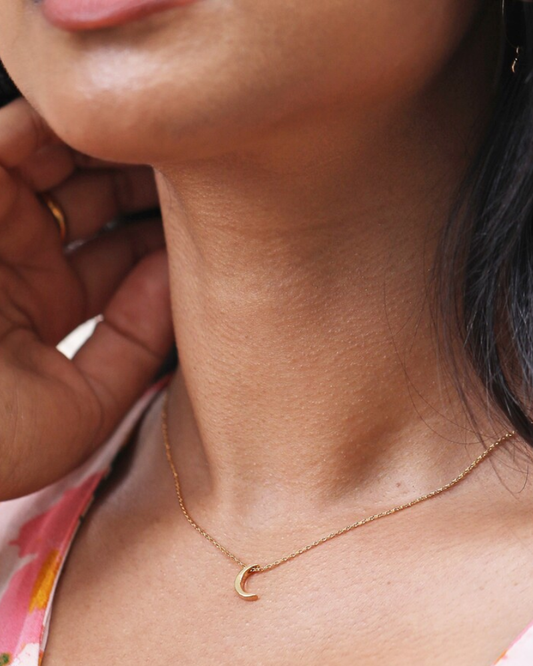 Crescent Moon Necklace 18k Gold